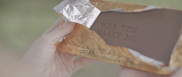 Cadbury_Dairy_Milk_-_Say_It_With_Chocolate_-_YouTube